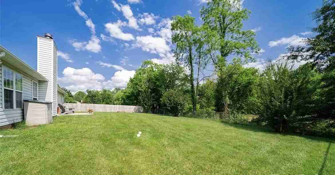 1026 Thorncrest Dr #NA - Photo 7 of 49