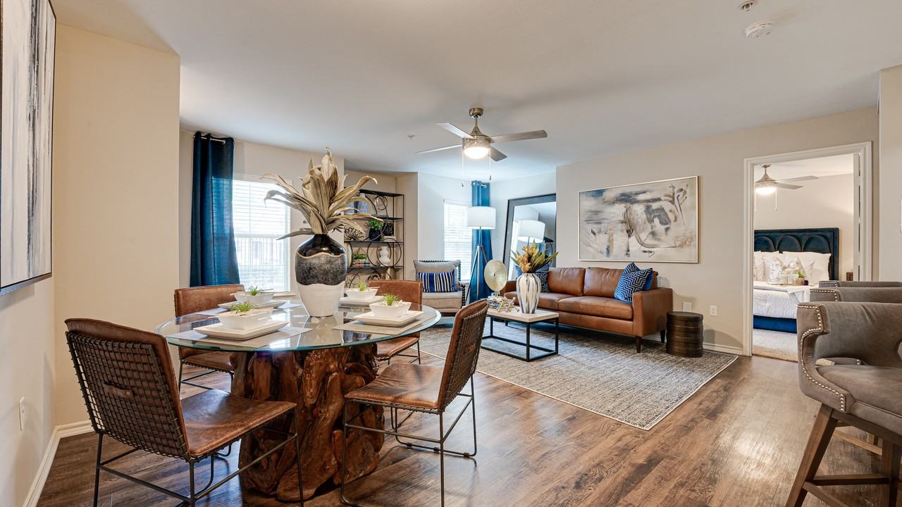 Knox Allen Station - Photo 2 of 42