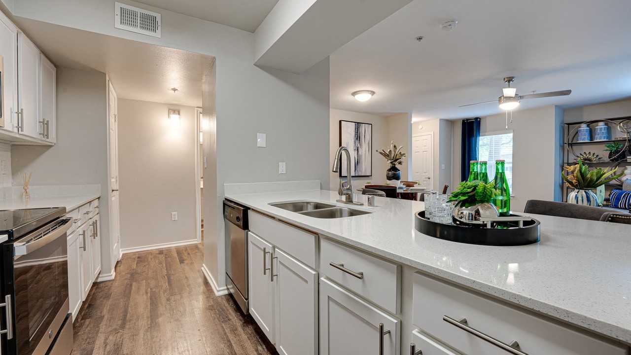 Knox Allen Station - Photo 6 of 42