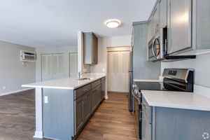 featured image of 2050 and 2052 East 7th Avenue