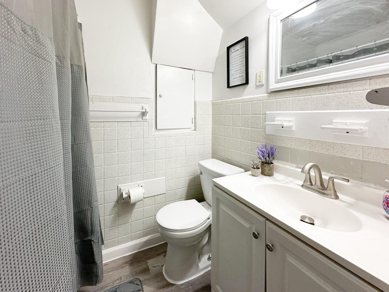 N Edison Ave - Photo 2 of 11