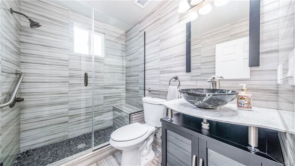 7938 Ventura Canyon Ave - Photo 2 of 8