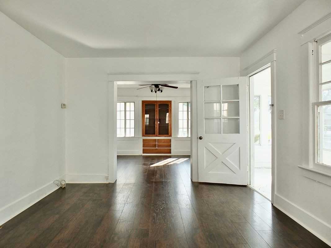 5886 Myrtle Ave - Photo 3 of 5