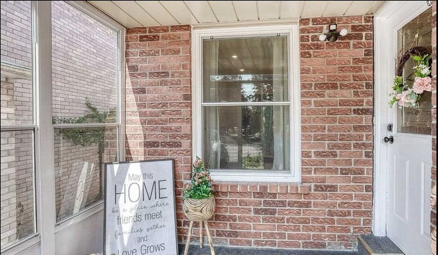 56 Deverill Crescent - Photo 2 of 23