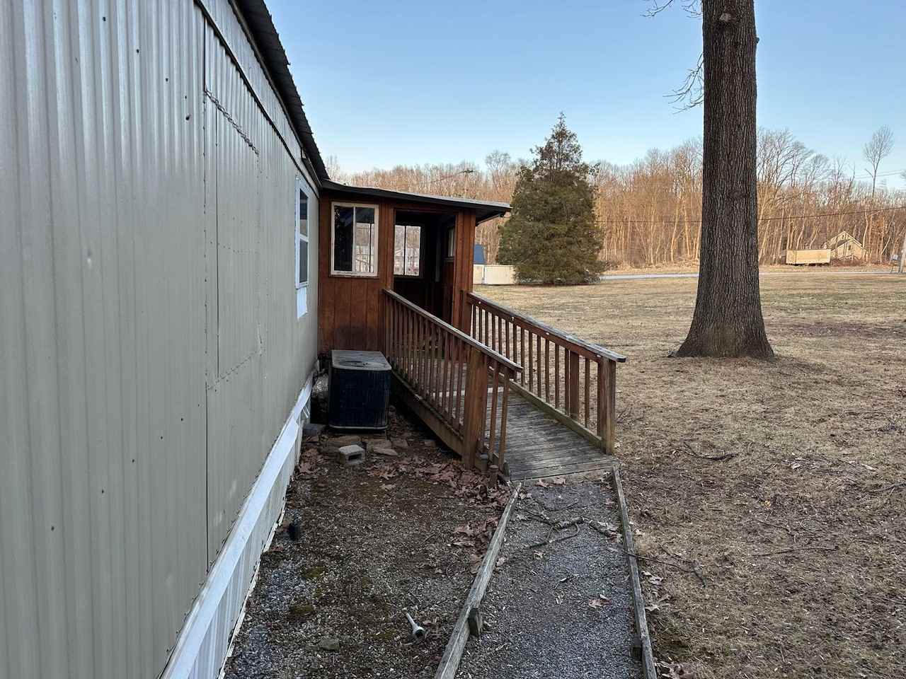 2916 Compass Rd - Photo 3 of 17