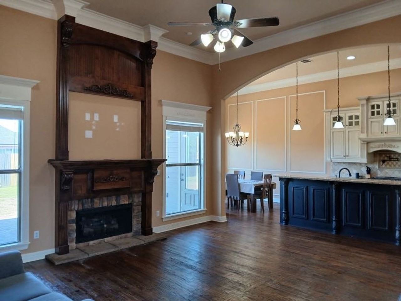 5107 Tensas Dr - Photo 4 of 33