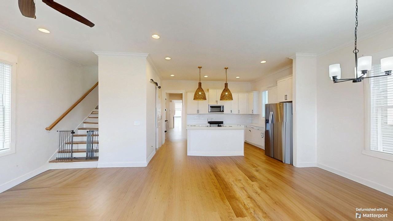 202 Northlake St - Photo 5 of 33