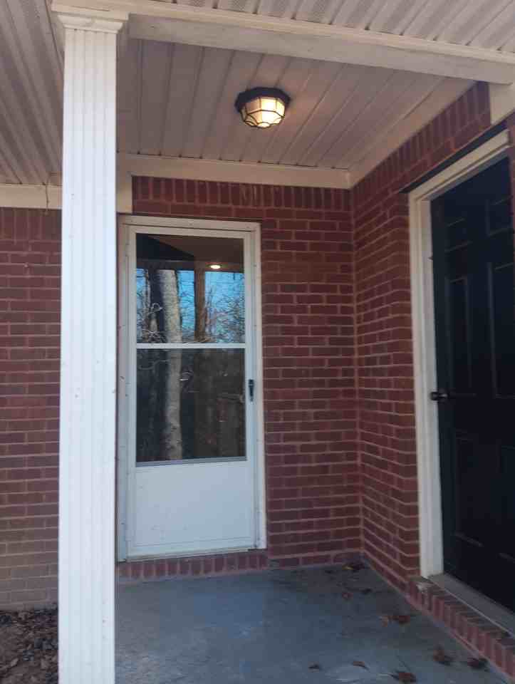 521 Brad Avenue - Photo 2 of 12