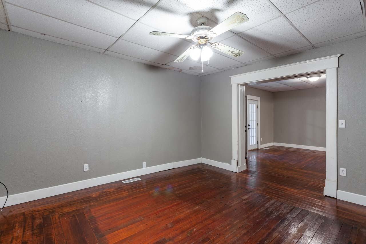 1555 S Wichita Apt A - Photo 3 of 29