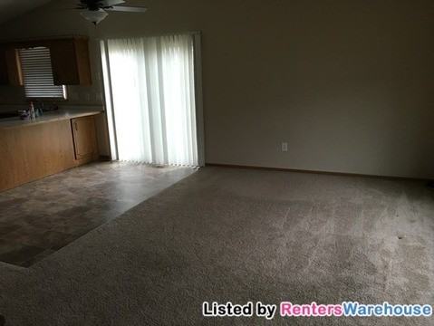 4D Oak Rd - Photo 3 of 10