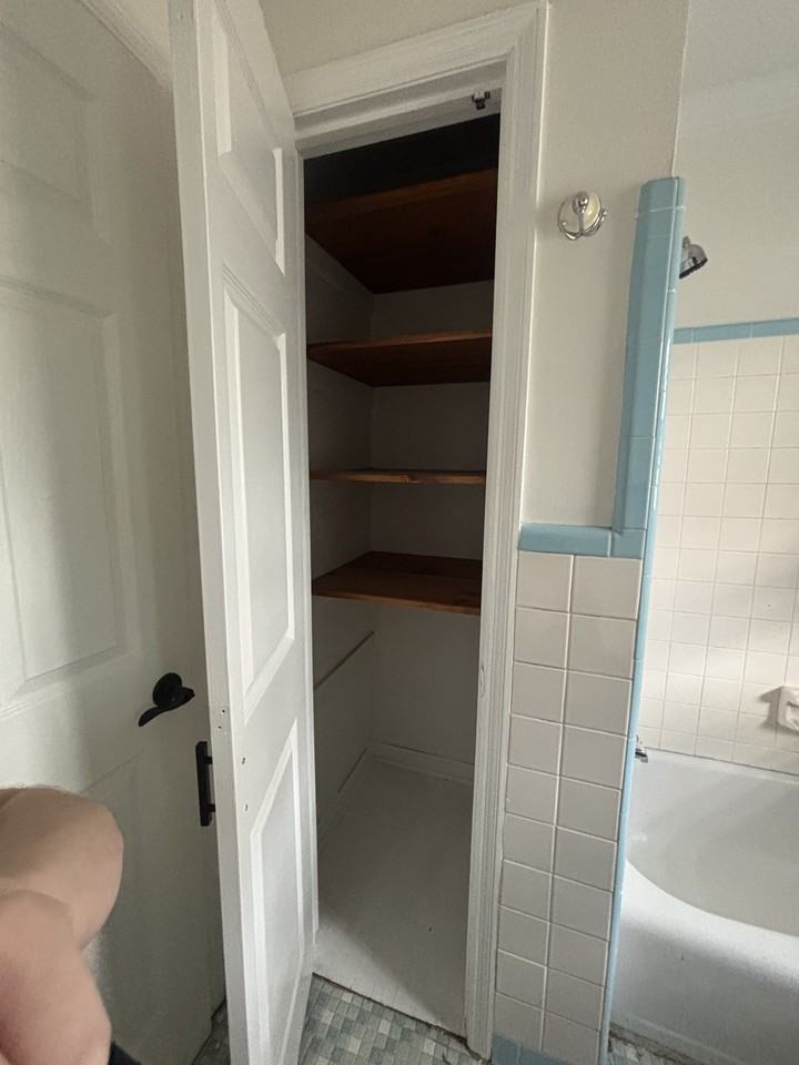 2389 Lakewood Dr Nw #NA - Photo 2 of 34