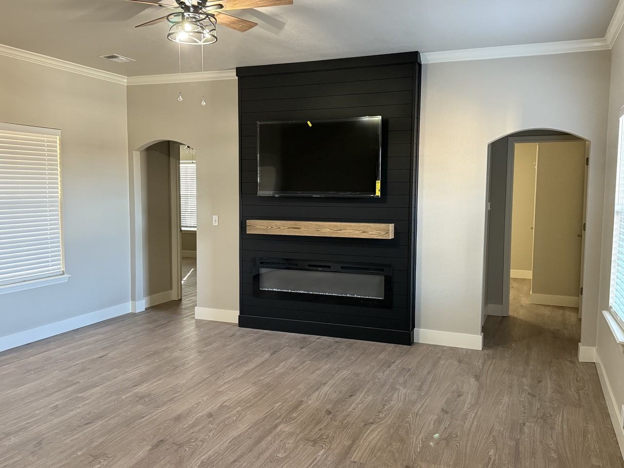 1403 Sw 61st Ave #NA - Photo 3 of 11