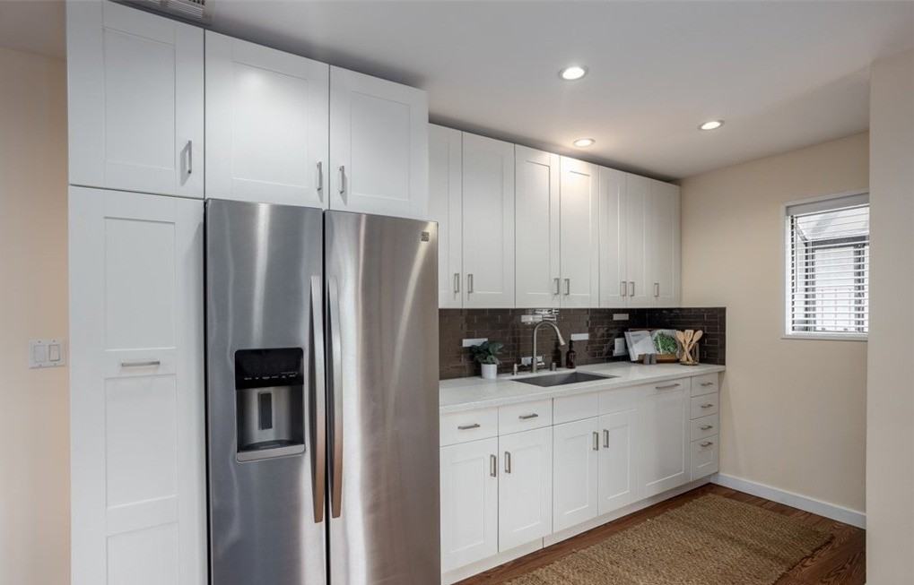 3245 Altura Ave #1 - Photo 3 of 8