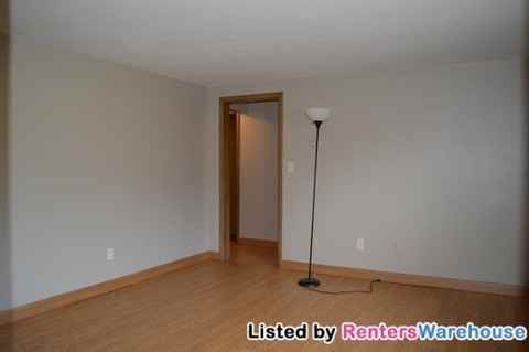 4287 Lakeland Ave N - Photo 3 of 11