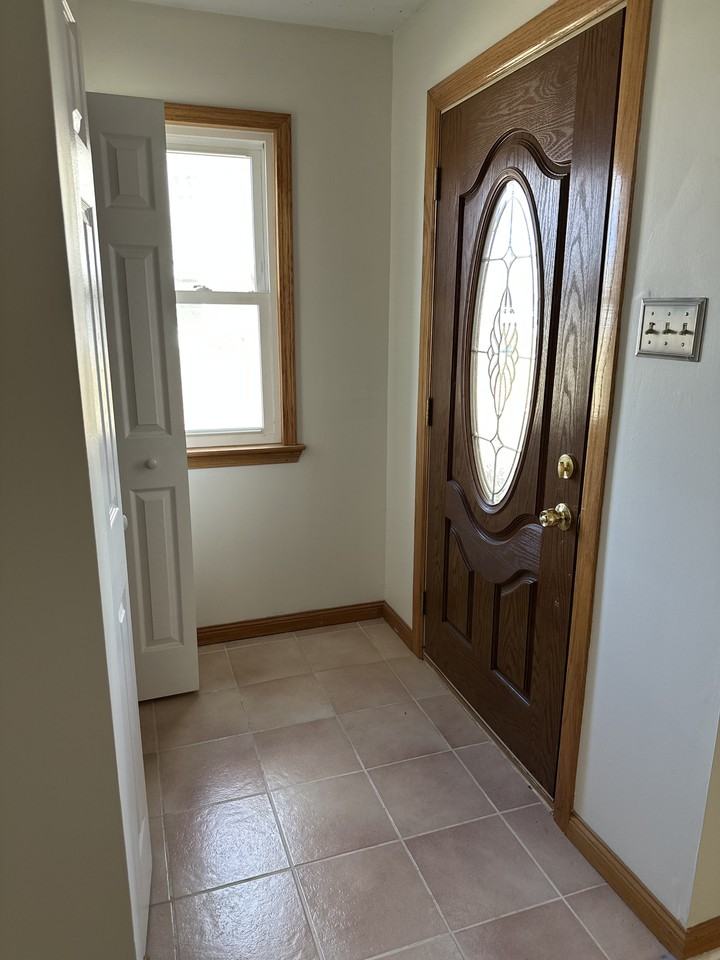 217 Washington Ct #217 - Photo 2 of 26