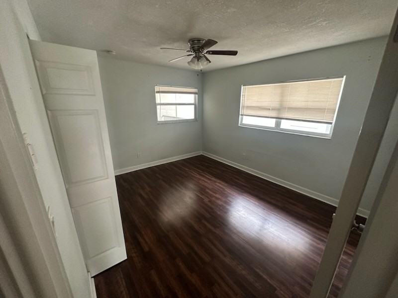210 6th Ave N #8 - Photo 7 of 12