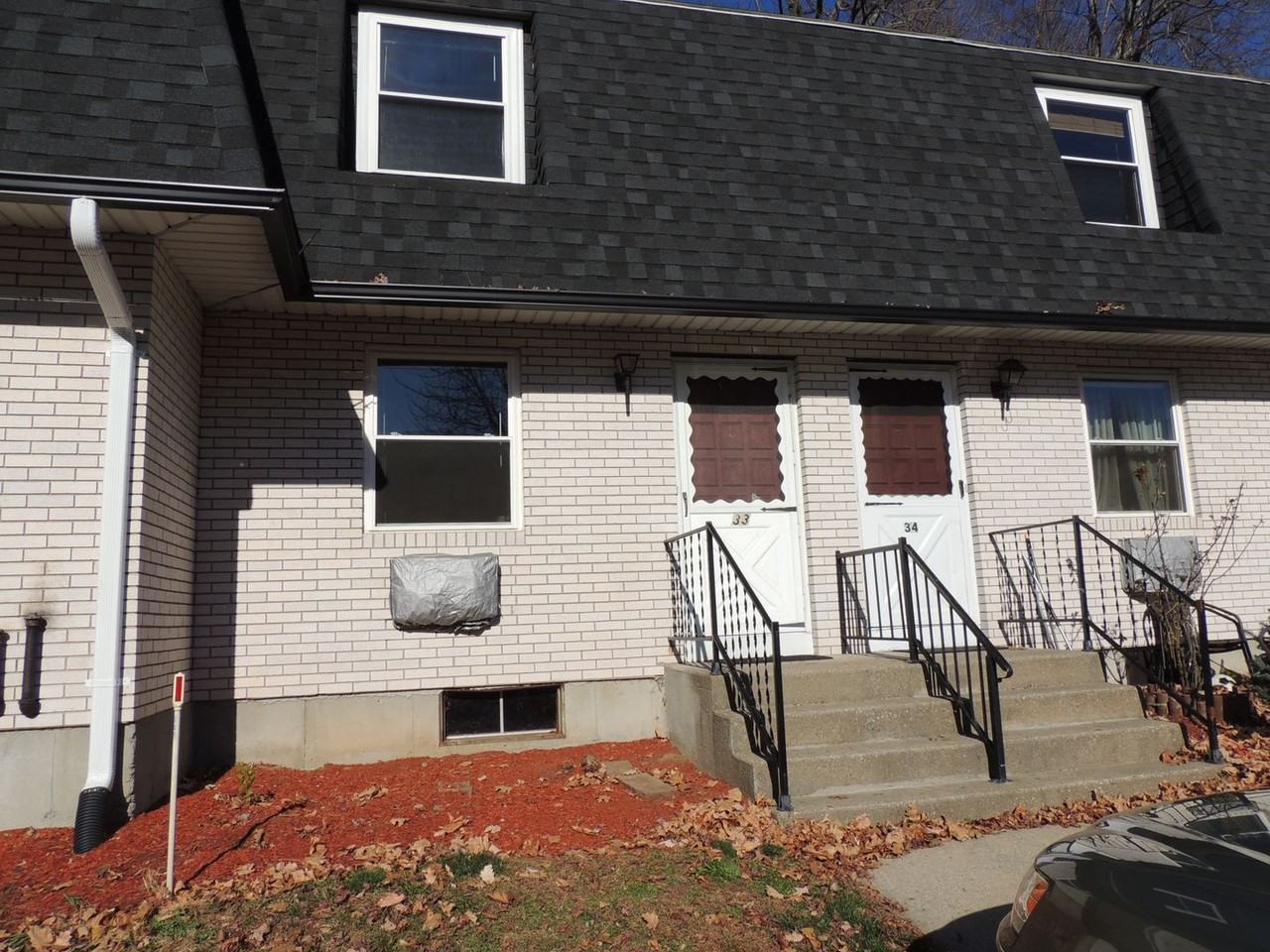 81 South Maple Street - Photo 4 of 4