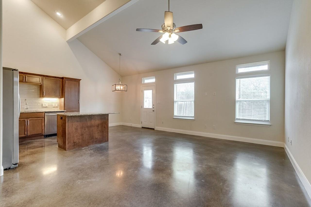 21501 Patton Ave #B - Photo 7 of 20