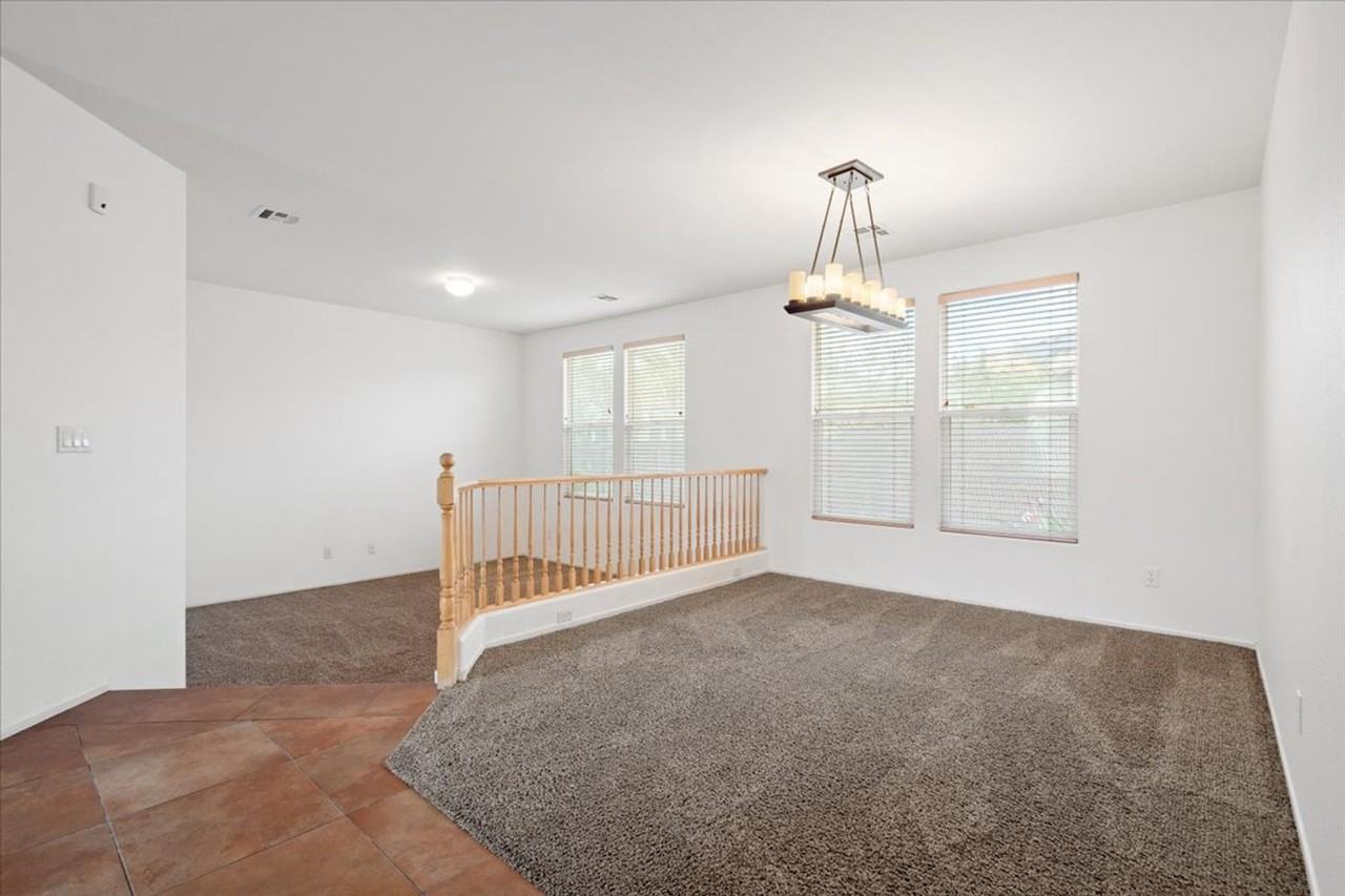 9012 Rendon St - Photo 3 of 20