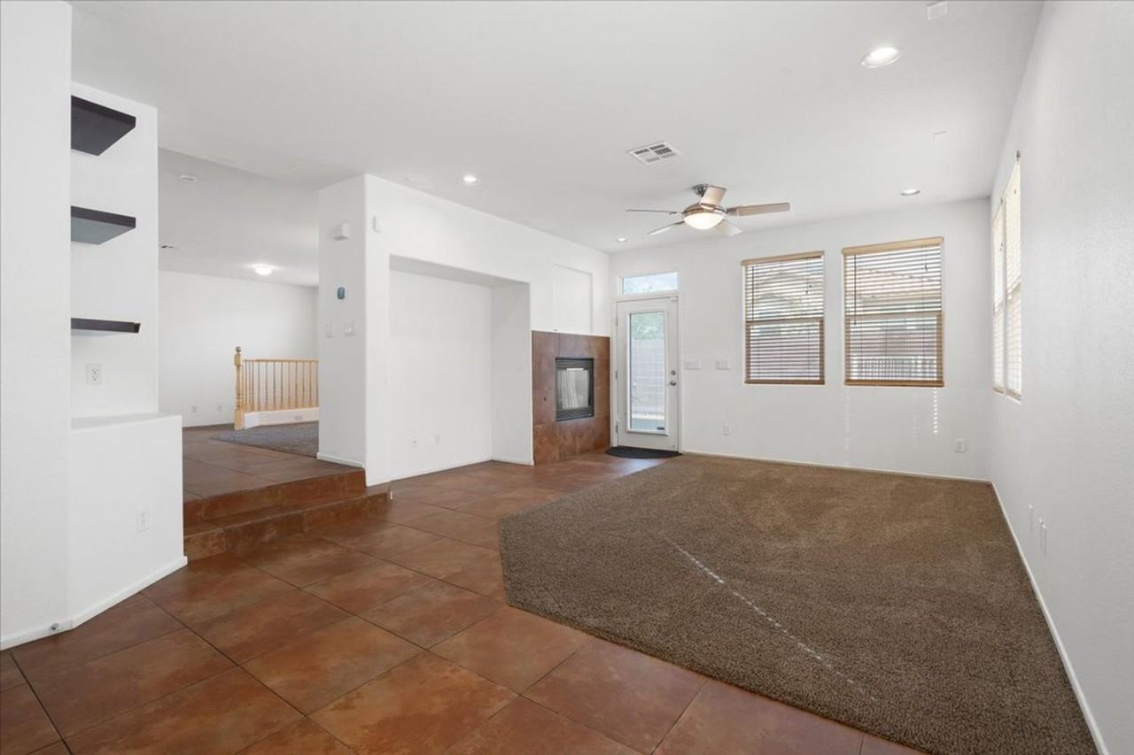 9012 Rendon St - Photo 6 of 20