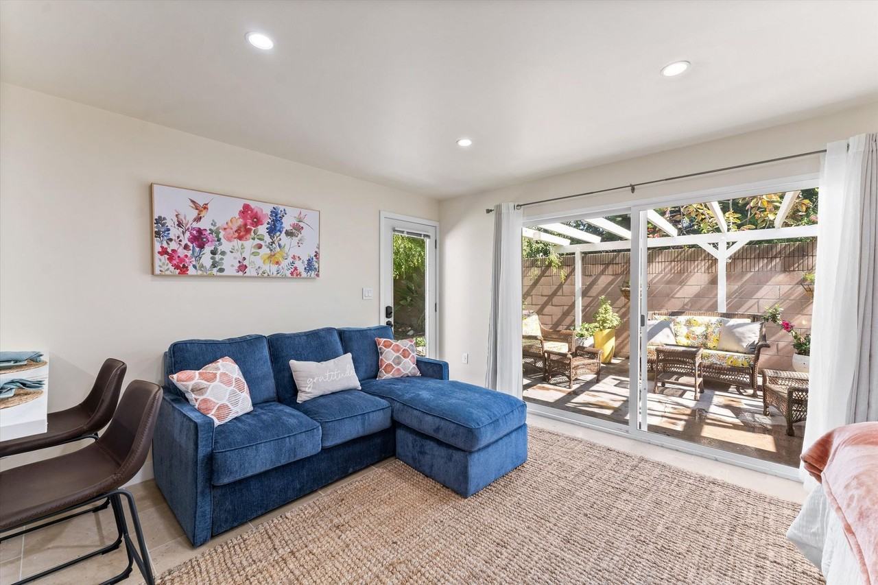 1816 N Bellflower Blvd - Photo 2 of 14