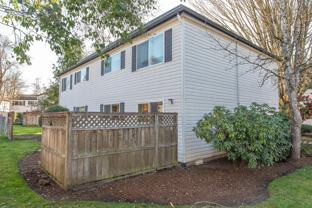 2555 Willakenzie Rd - Photo 1 of 1