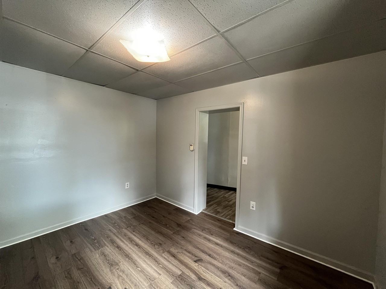 600 N Pershing Ave #1R - Photo 7 of 18