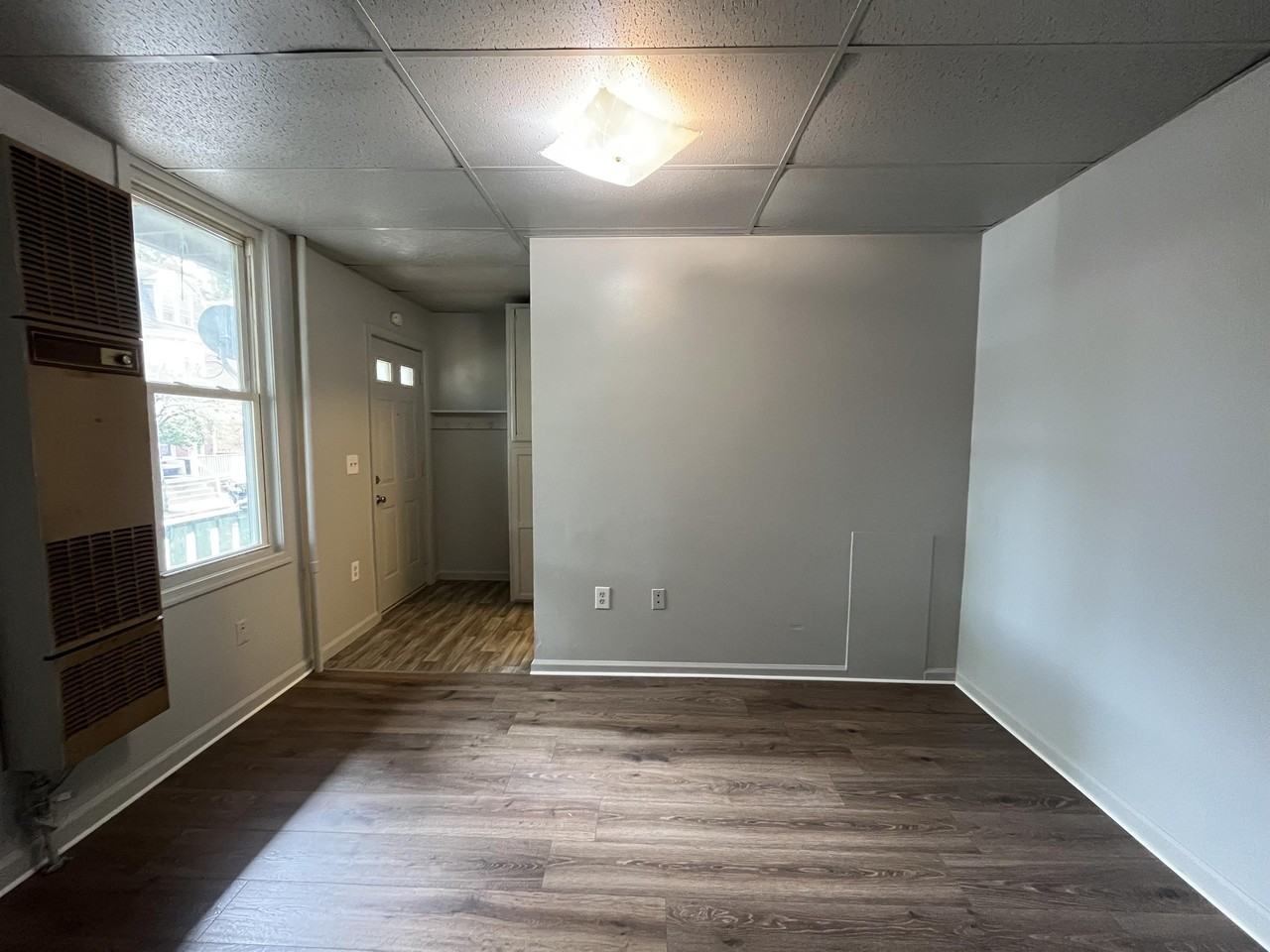 600 N Pershing Ave #1R - Photo 7 of 18
