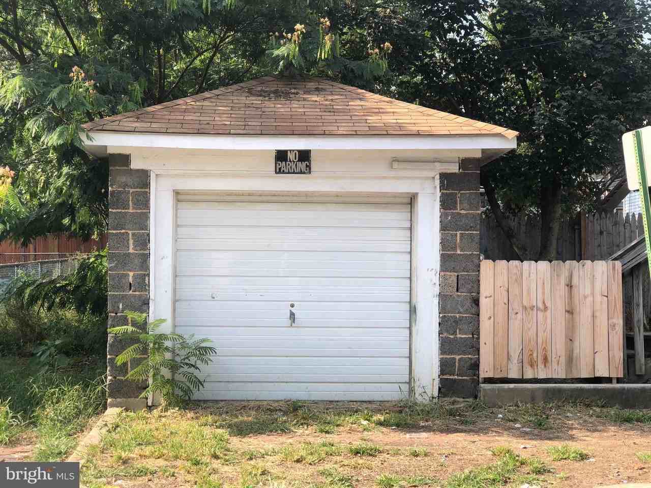 600 N Pershing Ave #1R - Photo 5 of 18