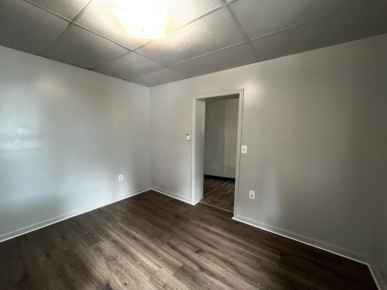 600 N Pershing Ave #1R - Photo 4 of 18