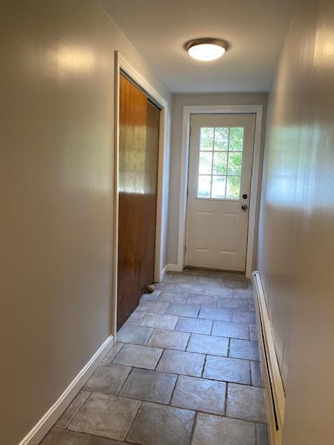 318 Main St - Photo 4 of 13