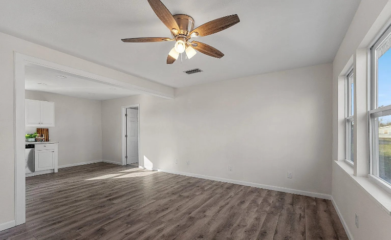 921 Nottingham Dr - Photo 5 of 25