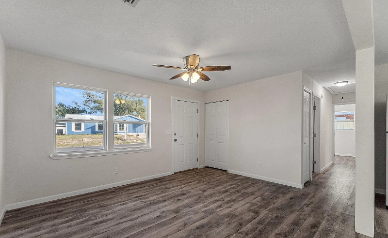 921 Nottingham Dr - Photo 6 of 25