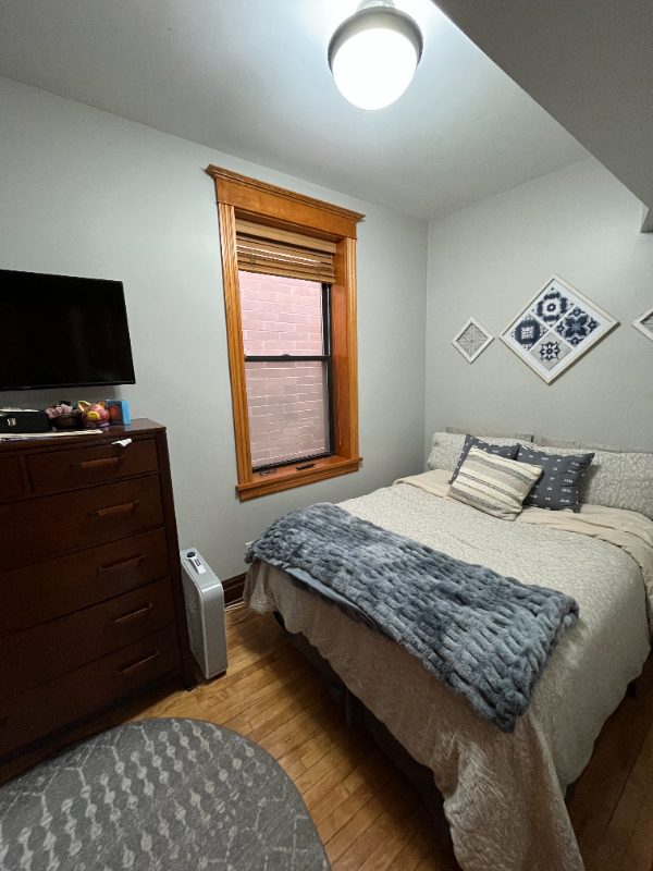 1320 N Wicker Park Ave #3F - Photo 7 of 9