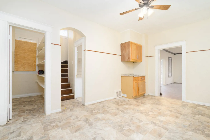 321 W 105th St - Photo 4 of 14