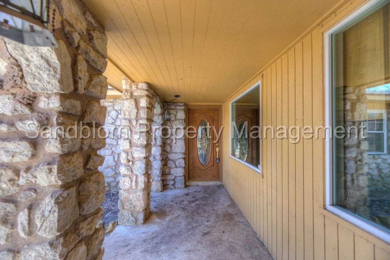 8700 N 185th East Ave - Photo 2 of 27