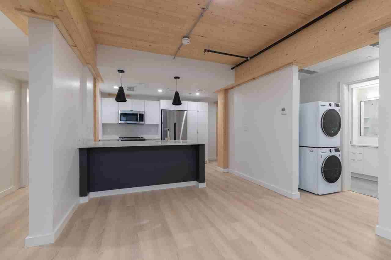 13 E Lenox St - Photo 2 of 7