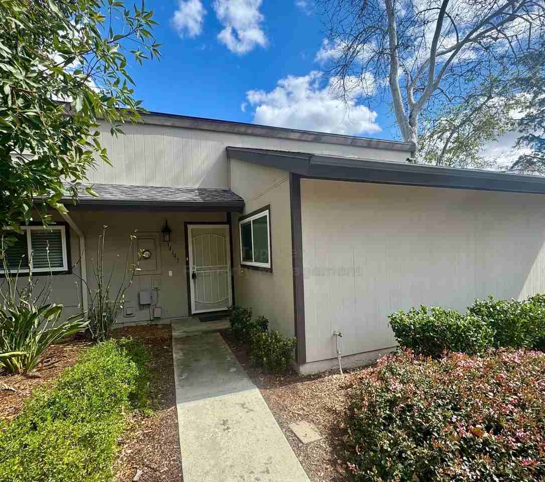 14143 Tarzana Rd - Photo 2 of 16