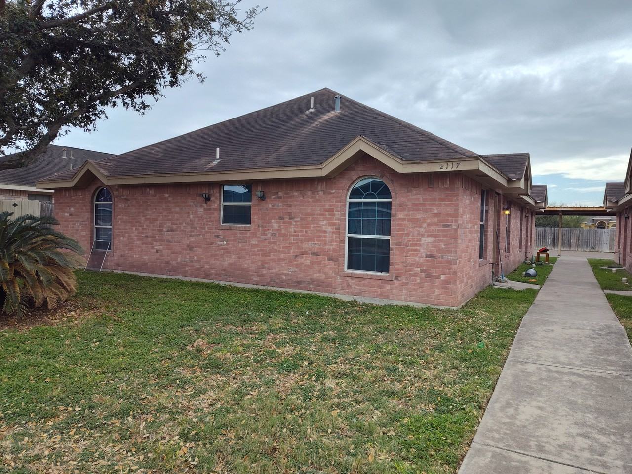 2117 Aruba Dr #4
