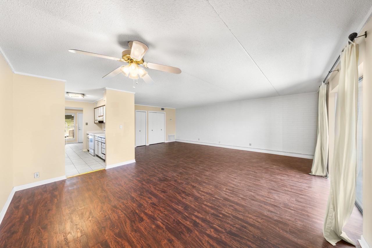 402 Berlin Dr #C140 - Photo 6 of 16