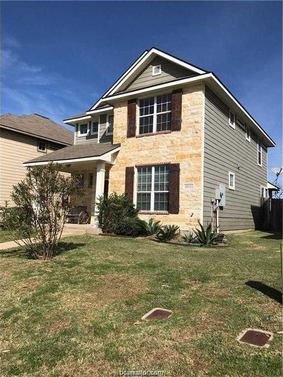 2931 Mclaren Dr - Photo 2 of 15