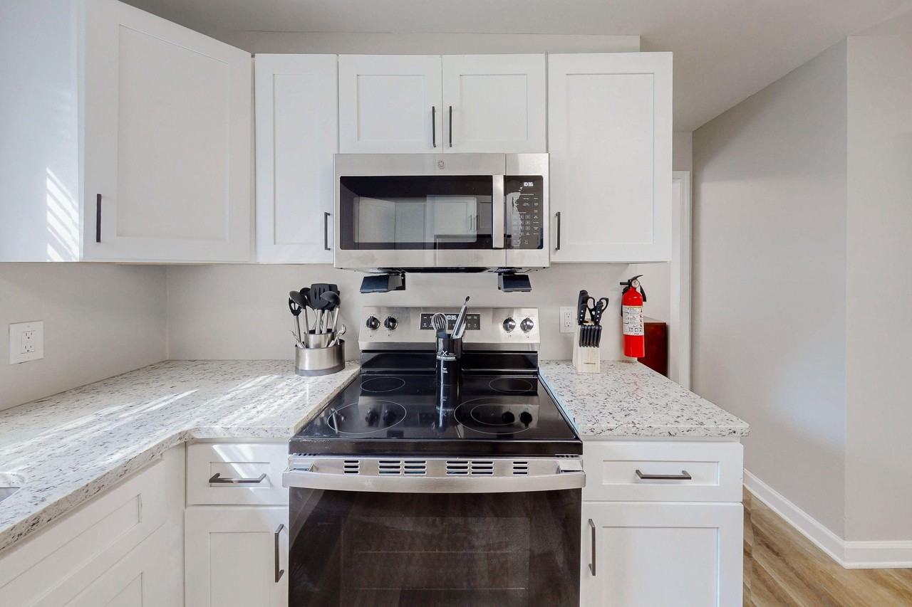 Woods Dr Nw - Photo 4 of 14