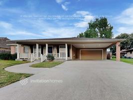 featured image of 7095 Pleasure Lake Dr