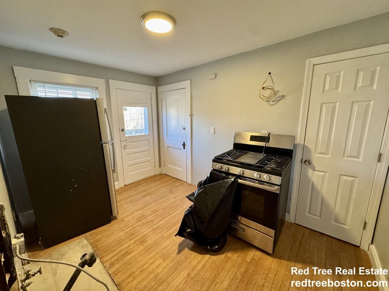 4907 Washington St #1L - Photo 7 of 13
