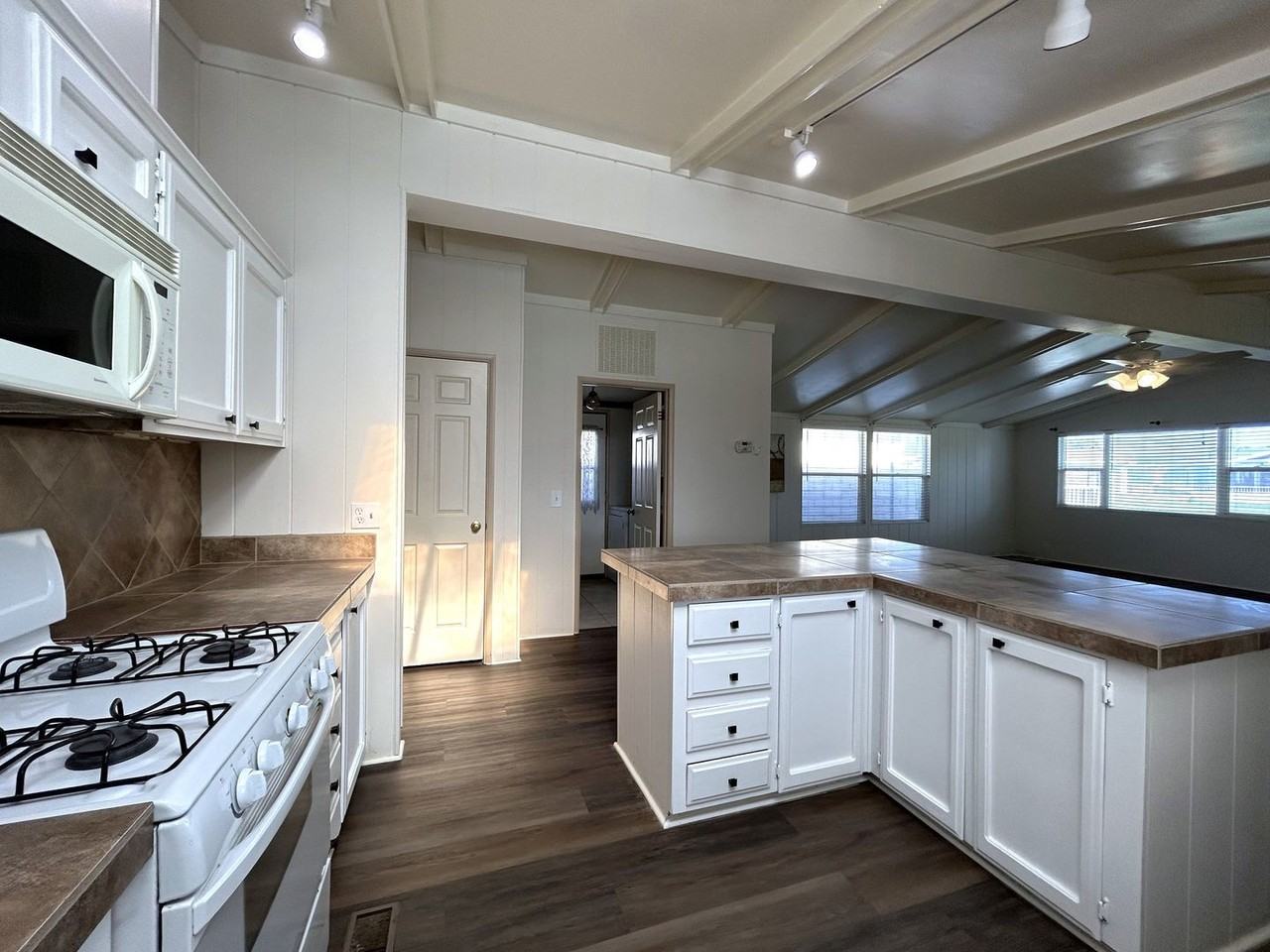 35249 Bandana Road - Photo 7 of 26