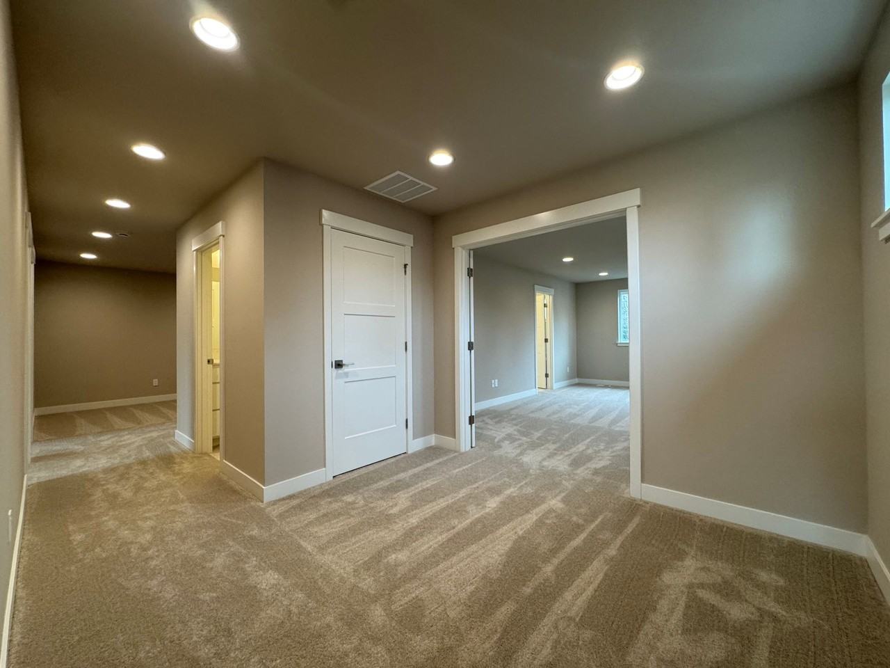 SEA 1606 106th - Photo 7 of 24