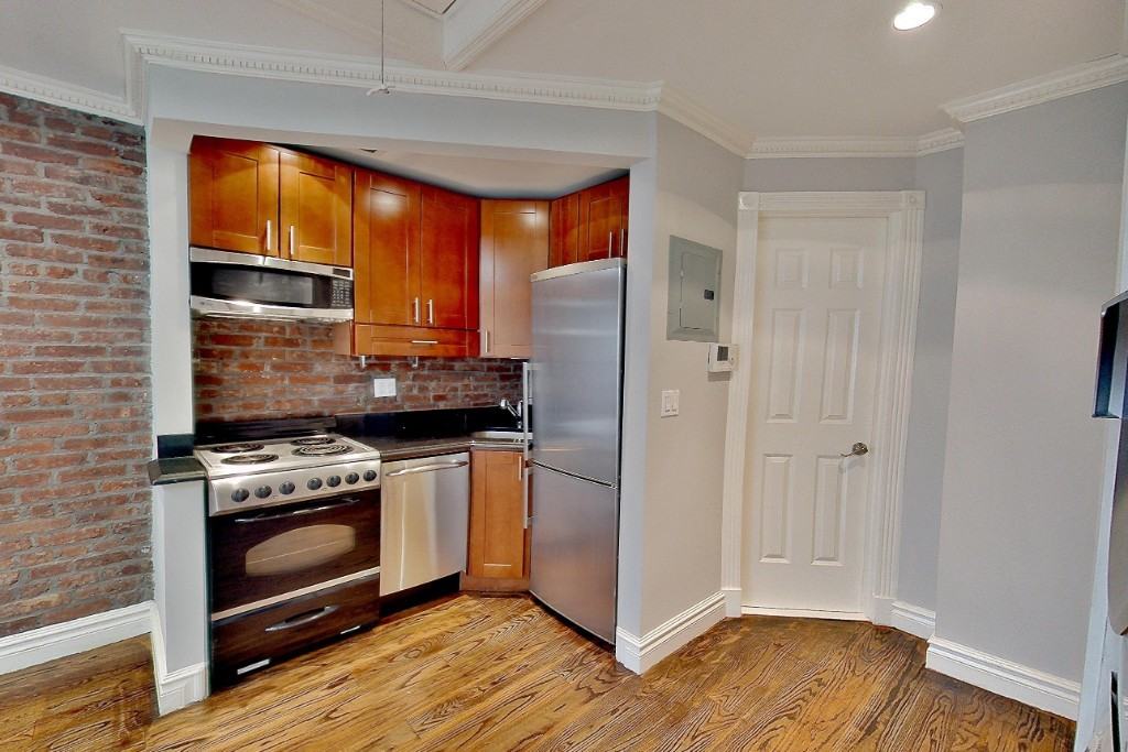 234 W 14th St #5B - Photo 5 of 7