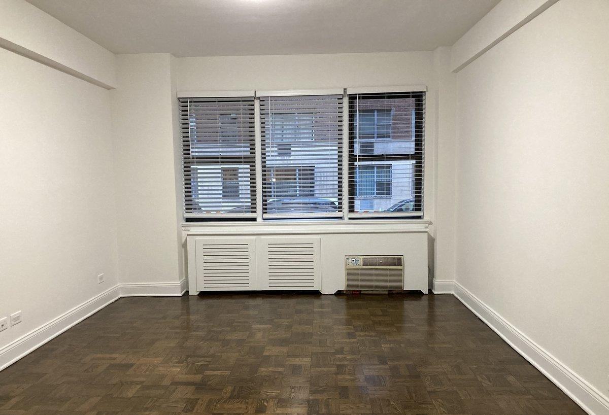 Beekman Pl #1D - Photo 5 of 9