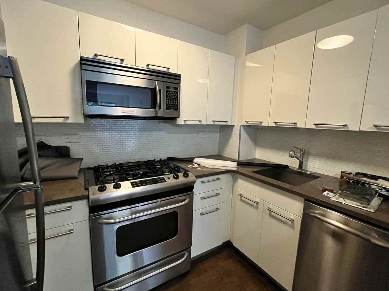 E 63rd St #7J - Photo 4 of 7