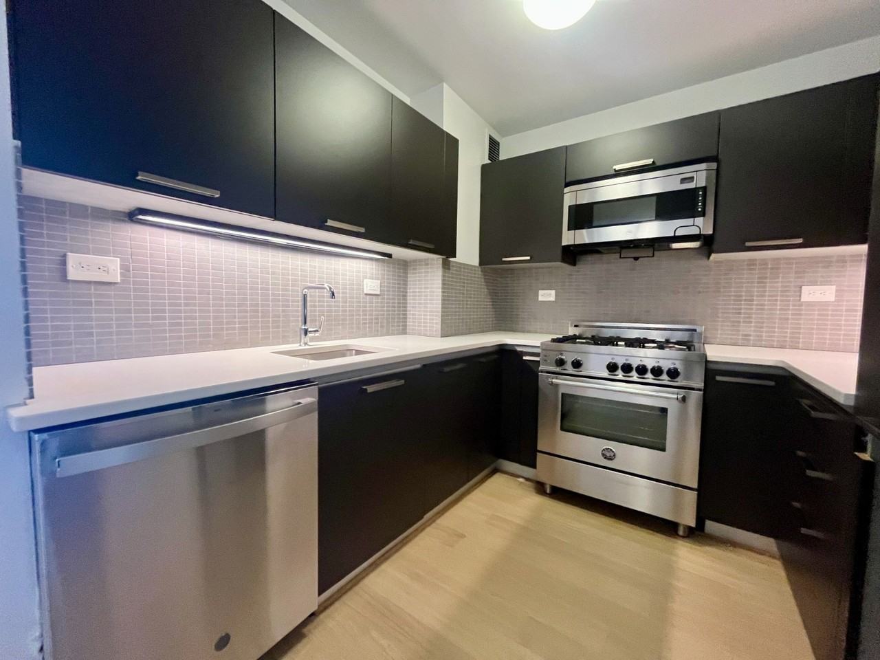 E 39th St #23E - Photo 2 of 13